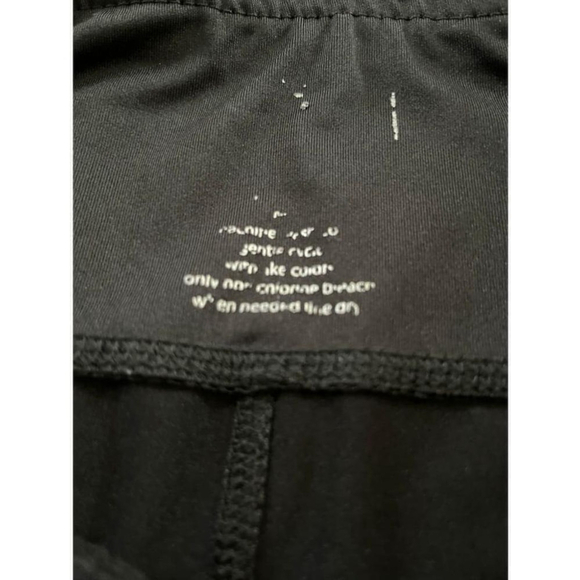 Black Leggings with Criss Cross backs - Picture 3 of 9